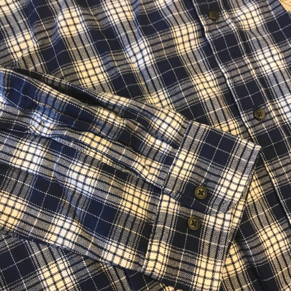 Flannel St. John’s Bay Shirt - Picture 6 of 8